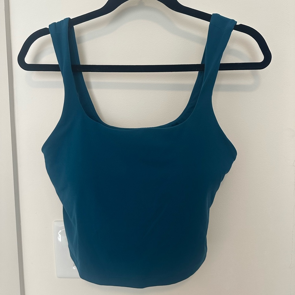 Athleta teal crop top with built in bra
